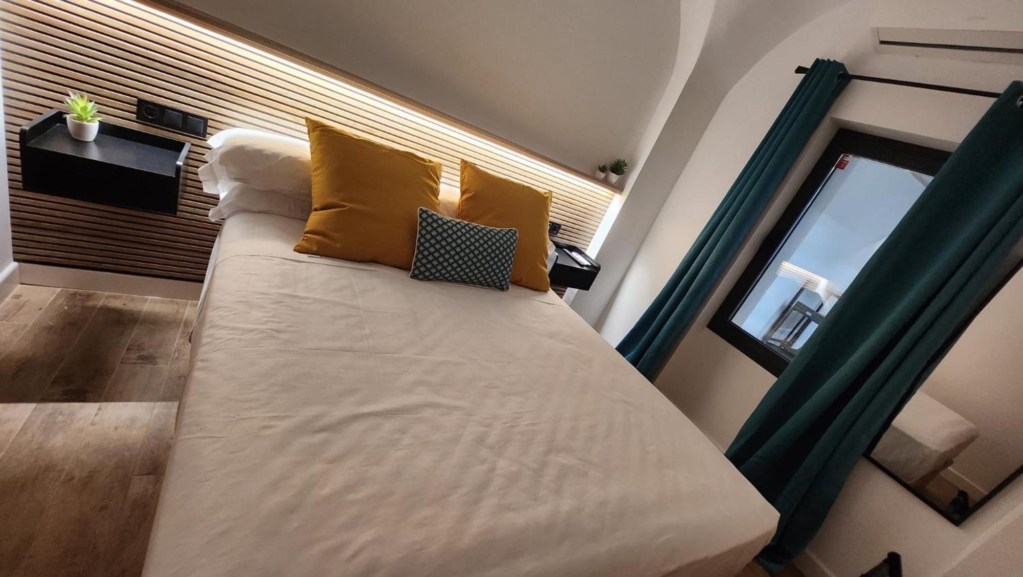 Bailen 3 Apartment กาเซเรส ภายนอก รูปภาพ